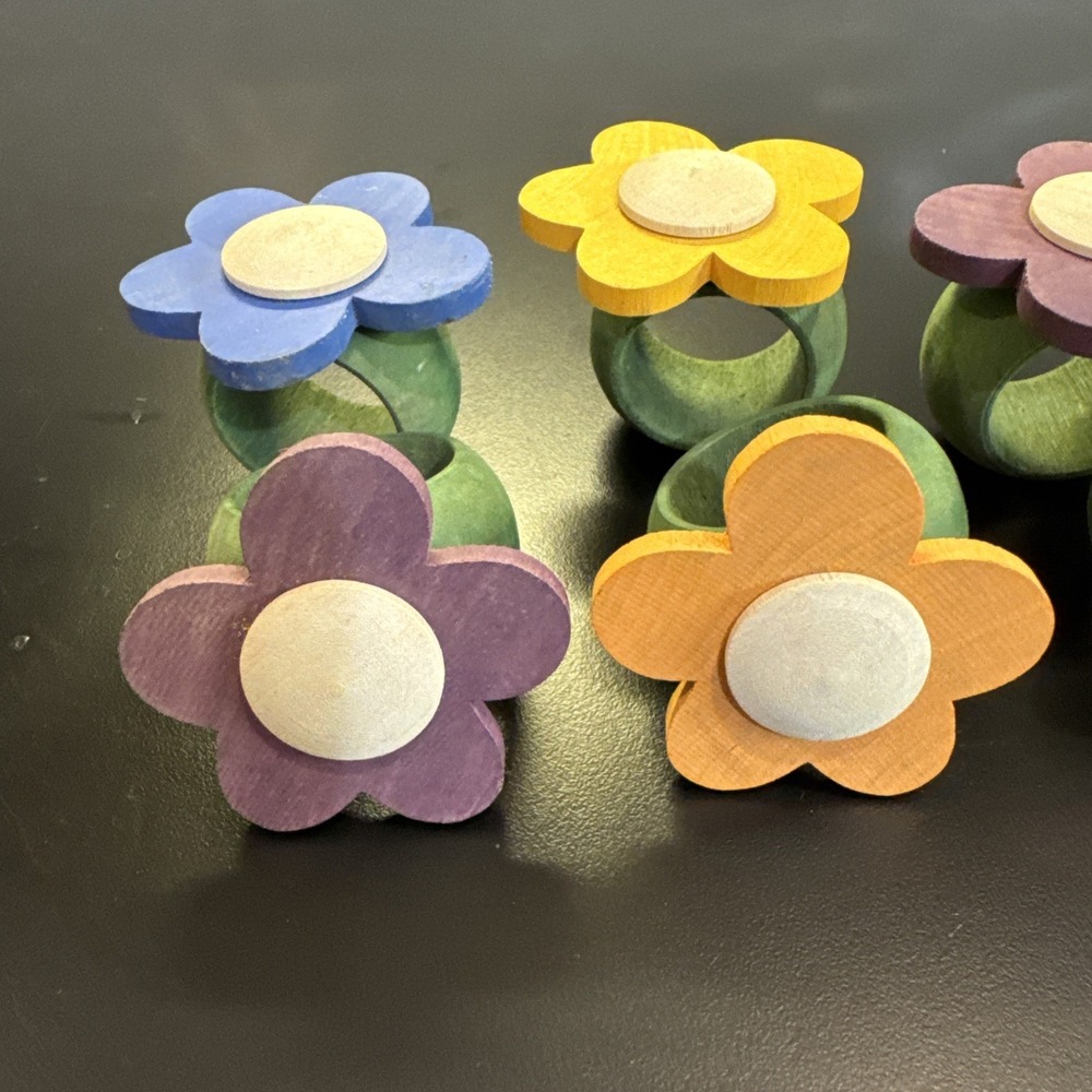 Set of 6 Floral Wooden Napkin Rings Daisy Flower Spring Summer Table Decor - Picture 2 of 7